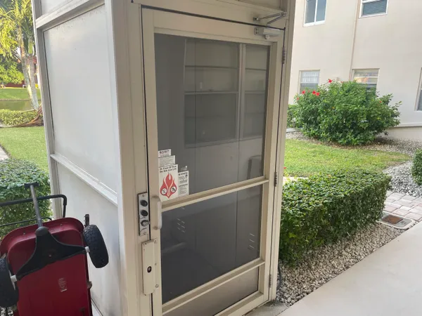 $1,200 | 138 Dorchester H, West Palm Beach, FL 33417