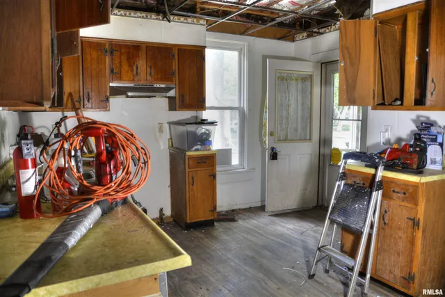 $30,000 | 425 North Jackson Street, Bushnell, IL 61422