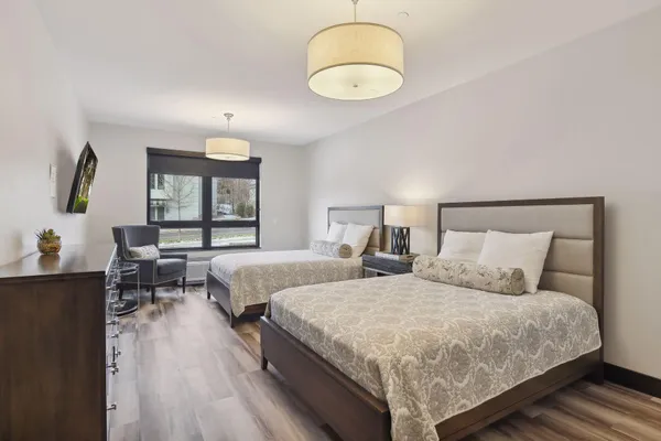 $985,000 | 222 Ferndale Road South, Unit 208, Wayzata, MN 55391