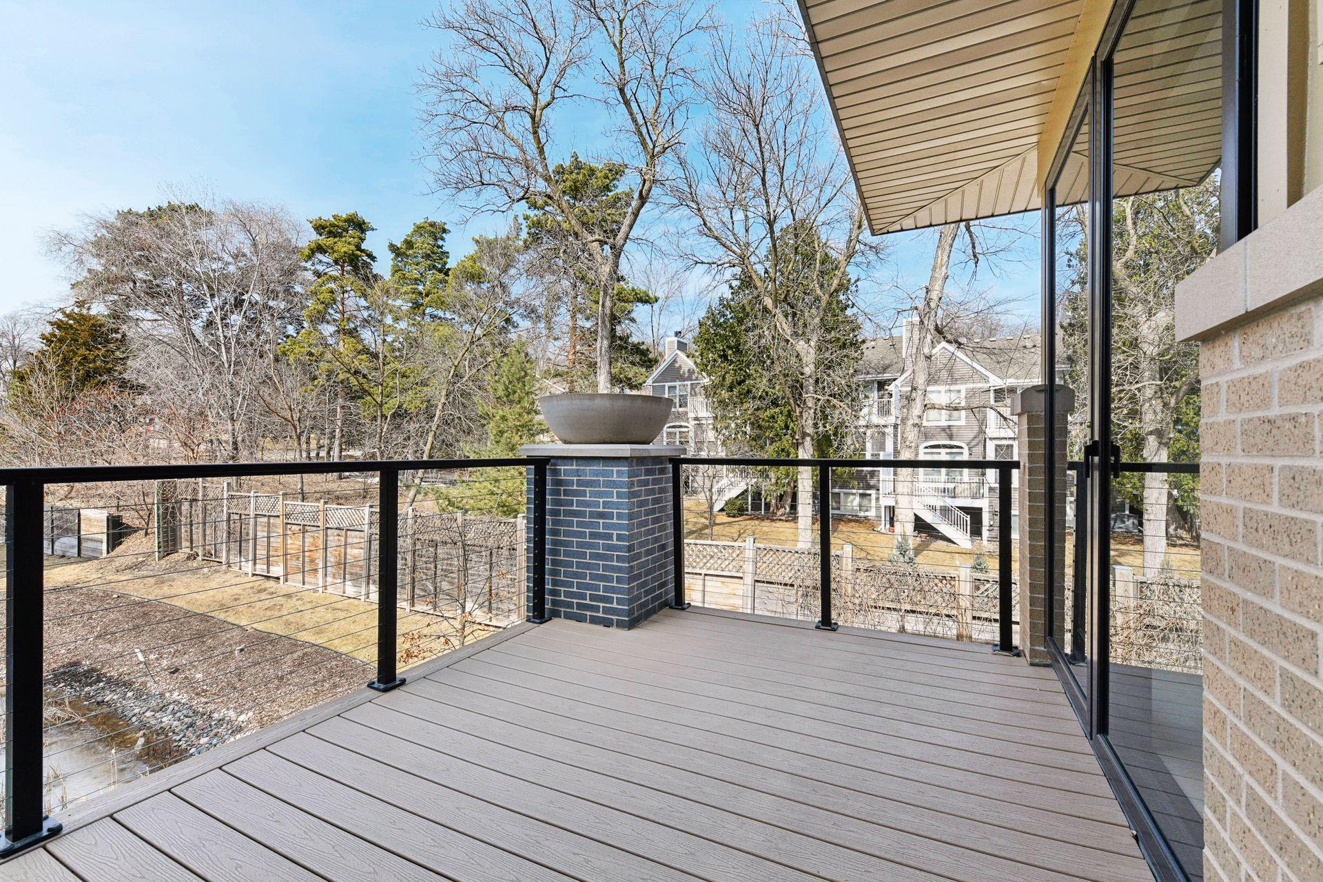 222 Ferndale Road South, Unit 208 Wayzata, MN 55391 - Photo 5 of 35