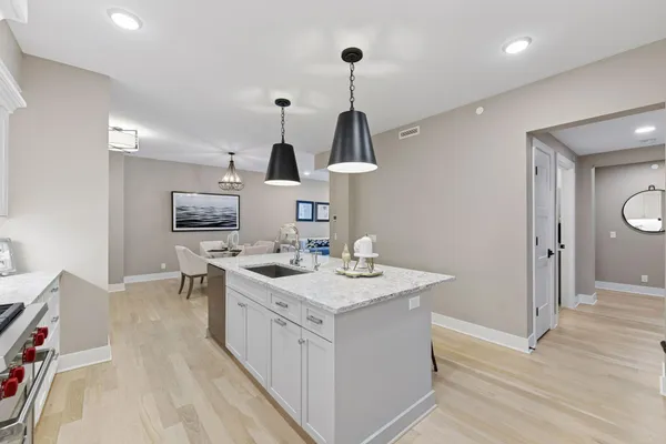 $985,000 | 222 Ferndale Road South, Unit 208, Wayzata, MN 55391