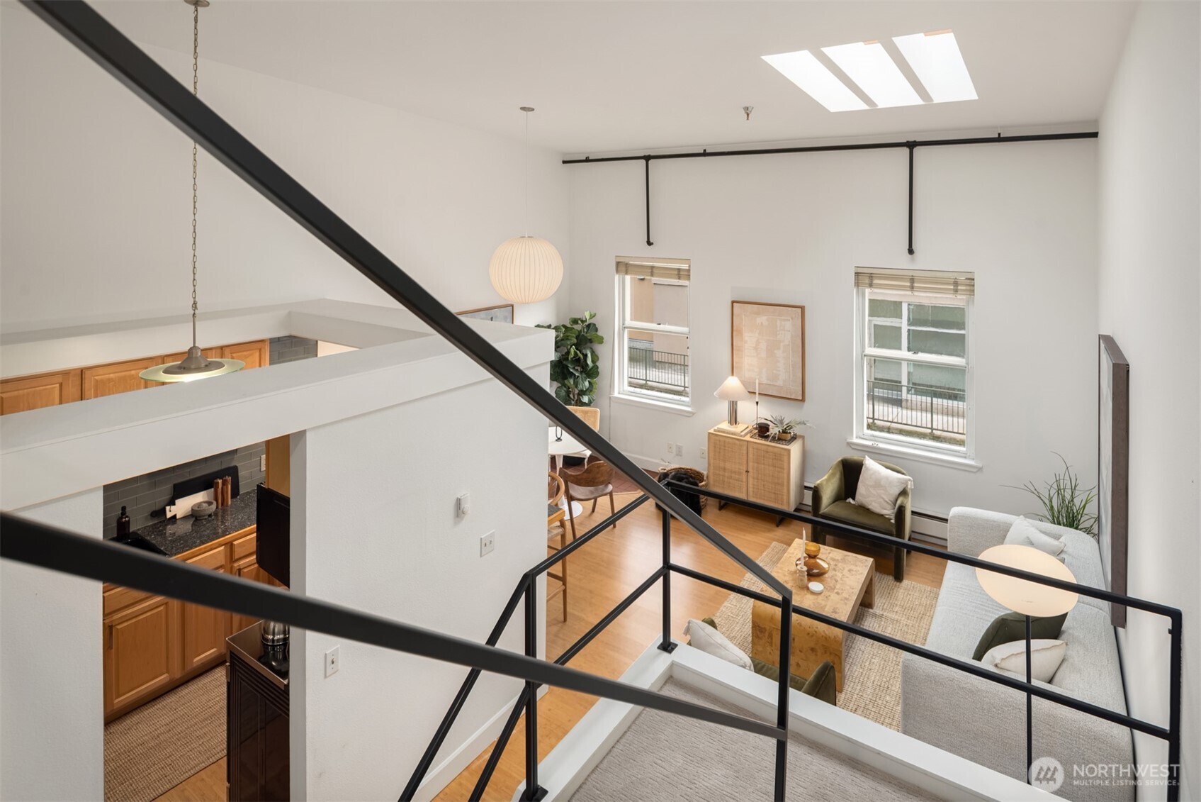 1406 Harvard Avenue, Unit 7 Seattle, WA 98122 - Photo 12 of 23