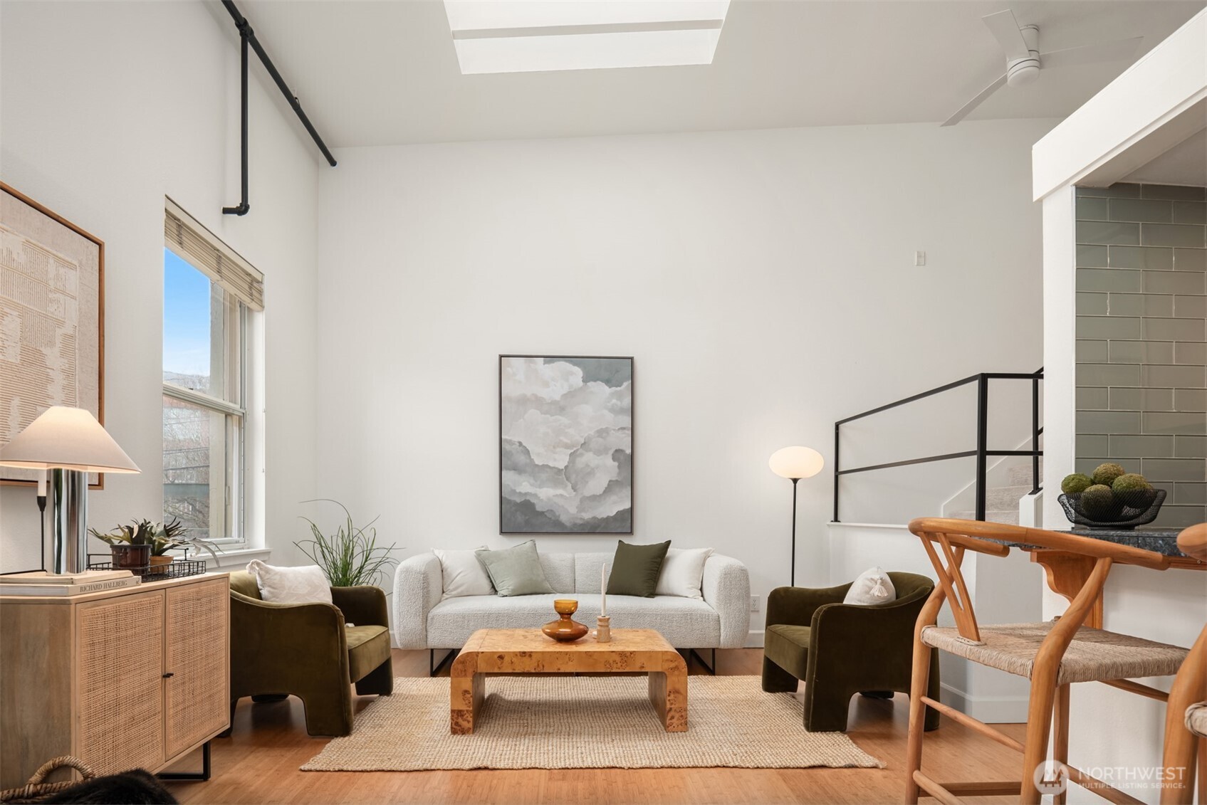 1406 Harvard Avenue, Unit 7 Seattle, WA 98122 - Photo 3 of 23