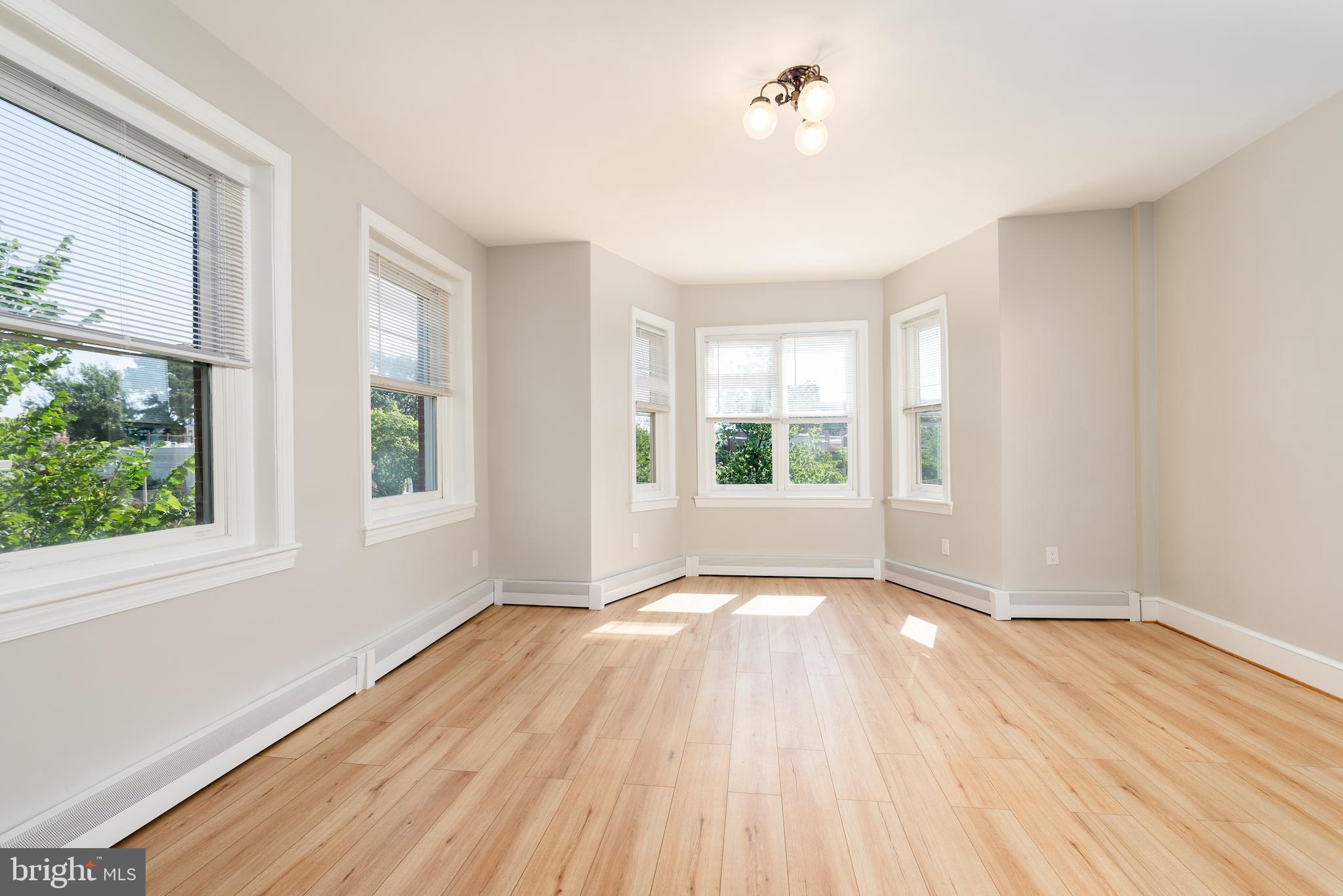523 Constitution Avenue Northeast, Unit 3 Washington, DC 20002 - Photo 7 of 19 Living Room
