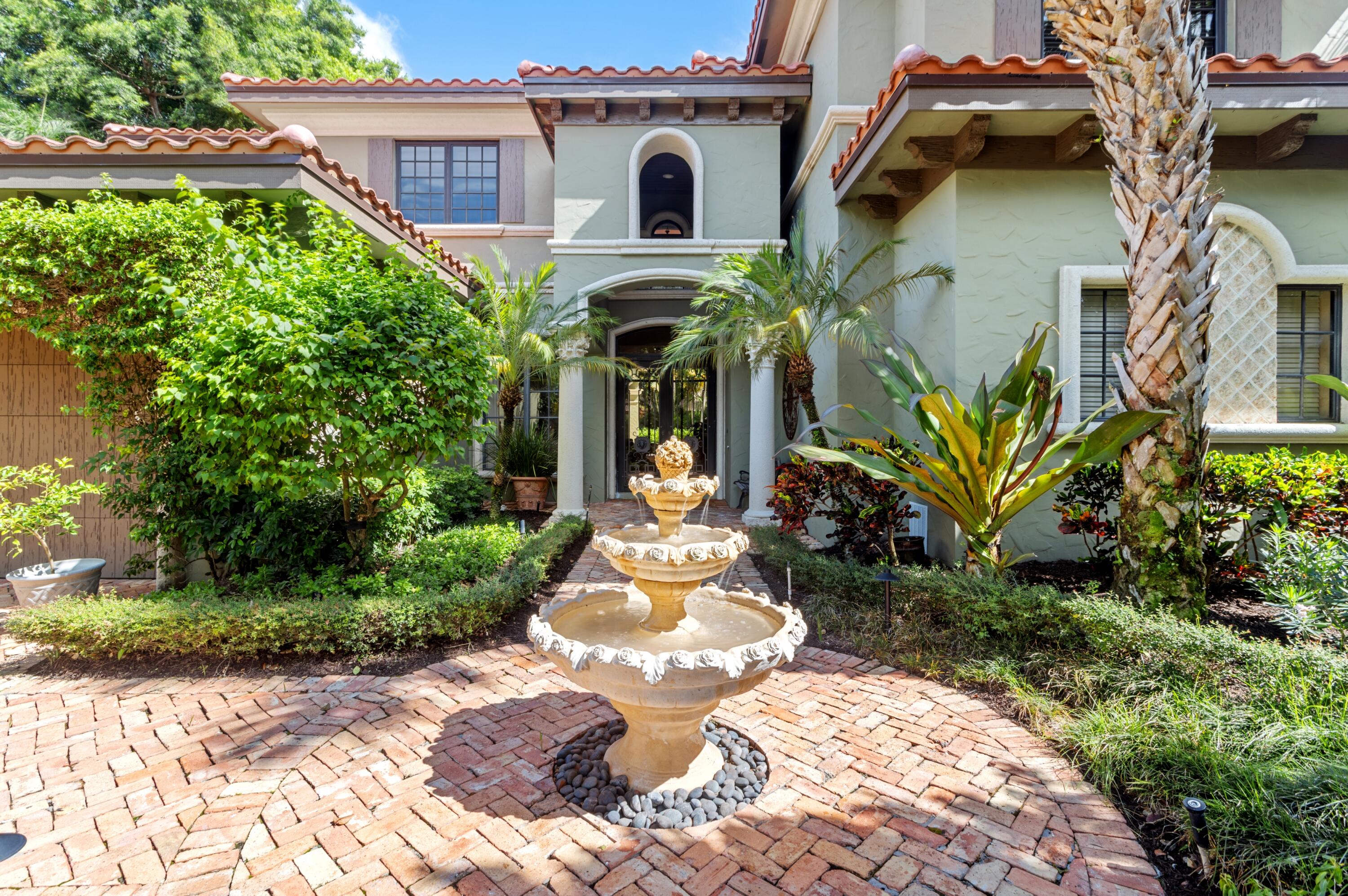 717 Northwest 4th Street Boca Raton, FL 33486 - Photo 3 of 26 717 NW 4th Street