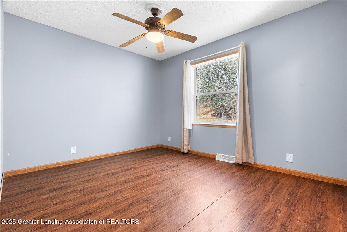 16445 29 Mile Road Albion, MI 49224 - Photo 23 of 37 Bedroom 2