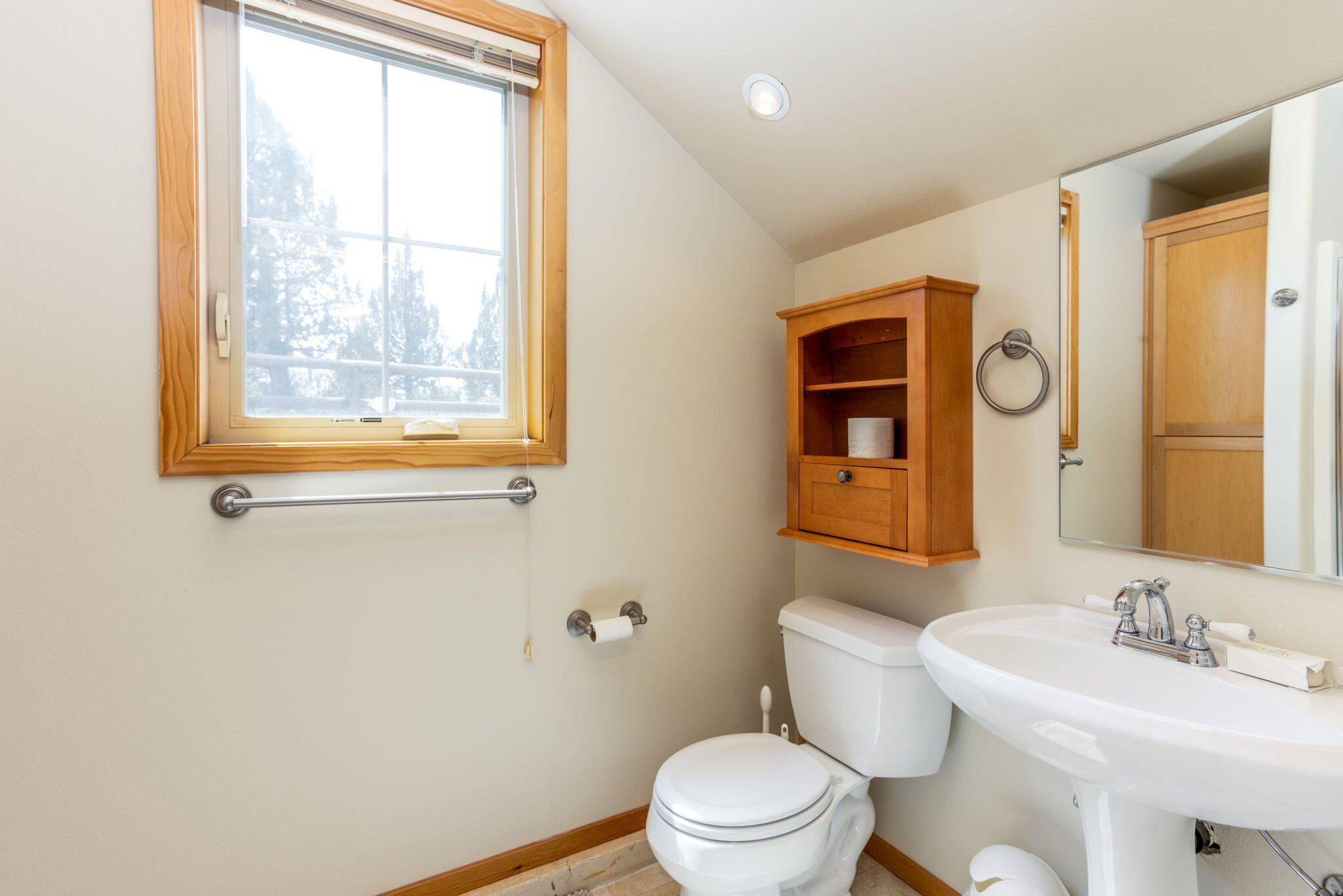 23123 Roland Place Bend, OR 97701 - Photo 41 of 58 26-web-or-mls-23123 Roland Place-26