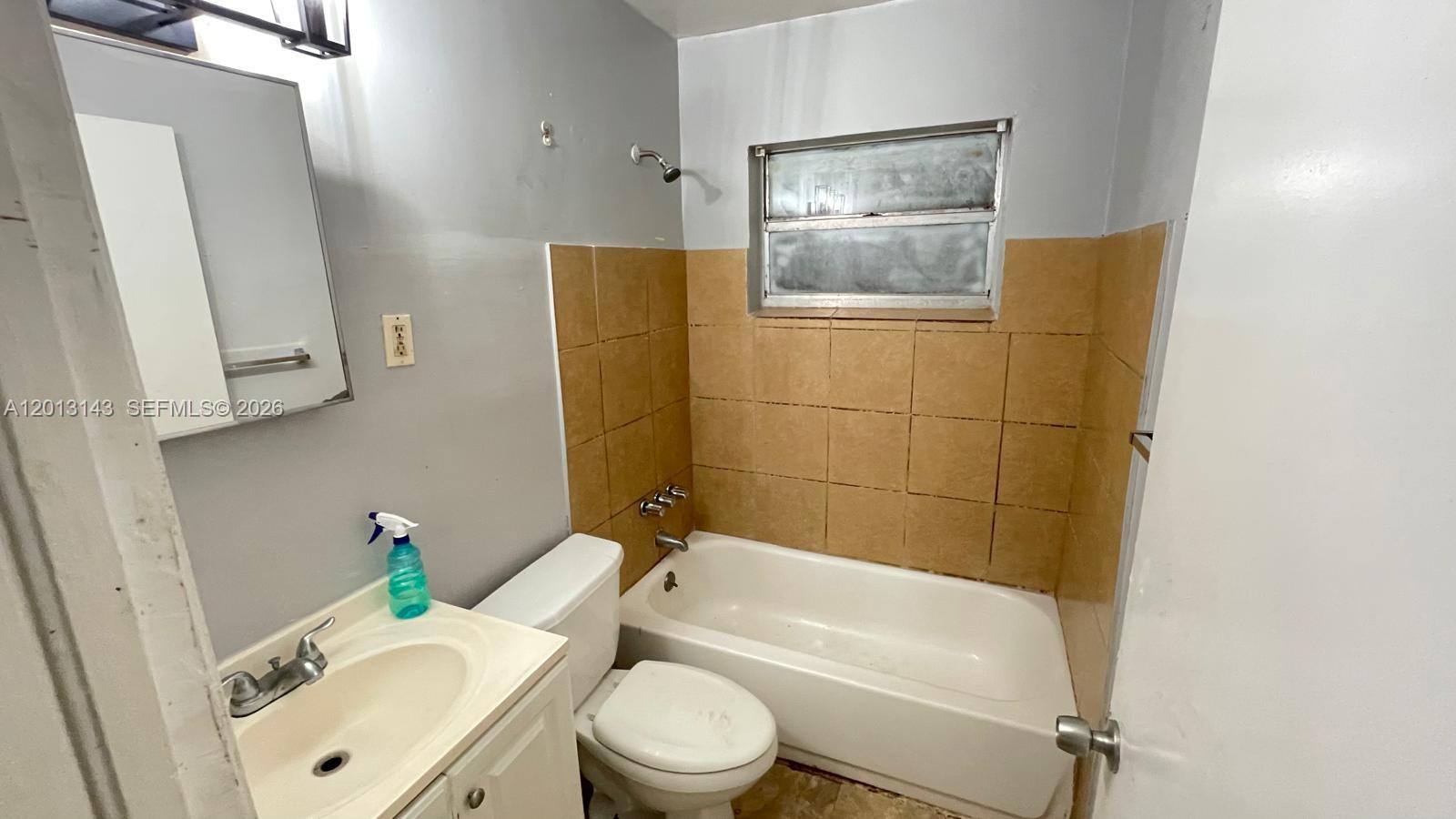 2908 Dunbar Street Fort Pierce, FL 34947 - Photo 3 of 9