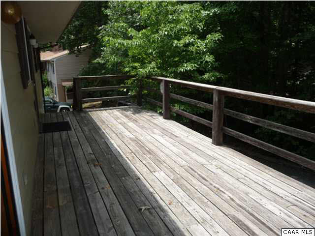 1 Stonefield Road Palmyra, VA 22963 - Photo 19 of 23 a view of outdoor space with deck and yard