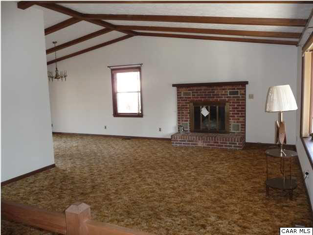1 Stonefield Road Palmyra, VA 22963 - Photo 6 of 23 a view of empty room with window