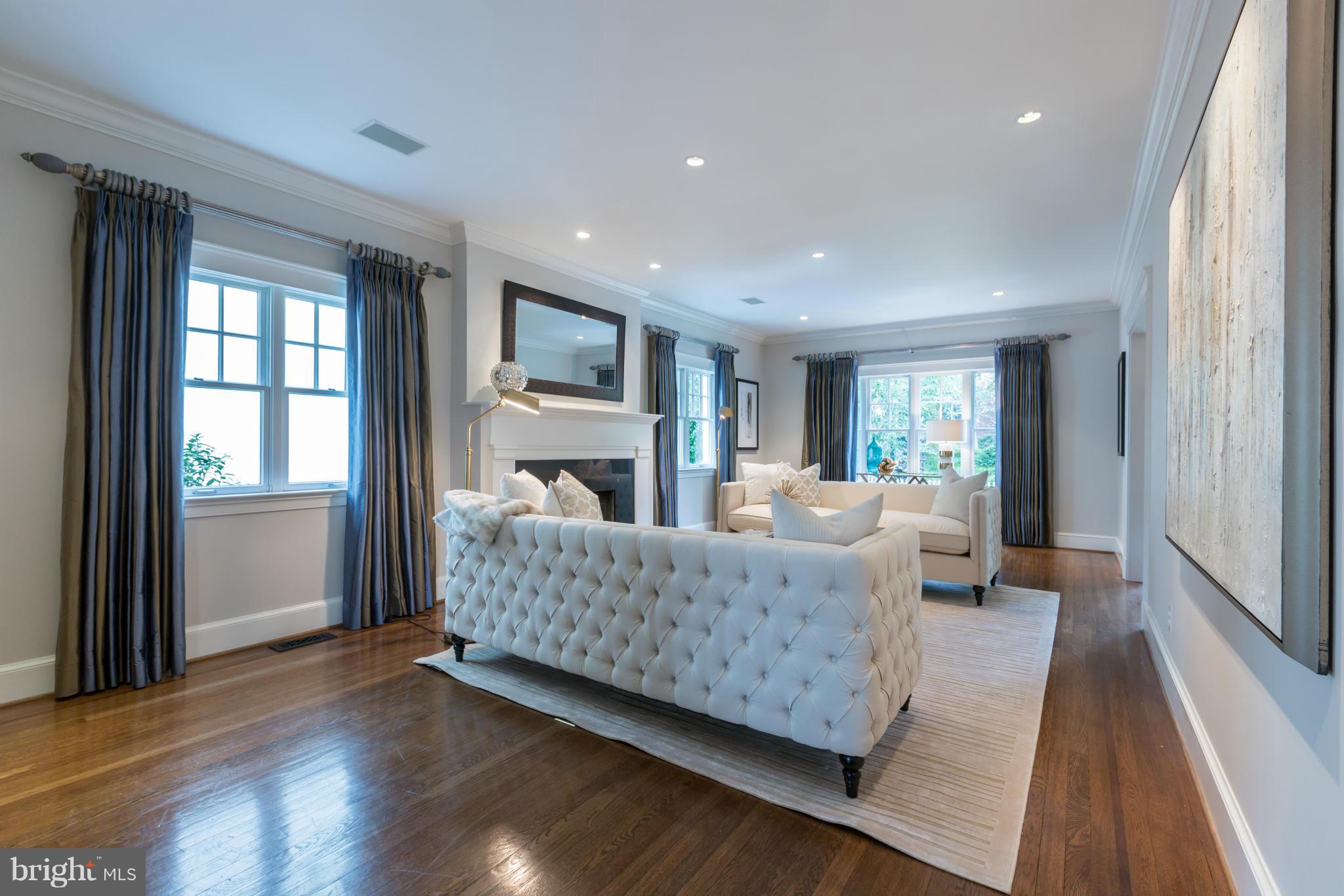 2711 36th Street Northwest Washington, DC 20007 - Photo 4 of 30 Living Room