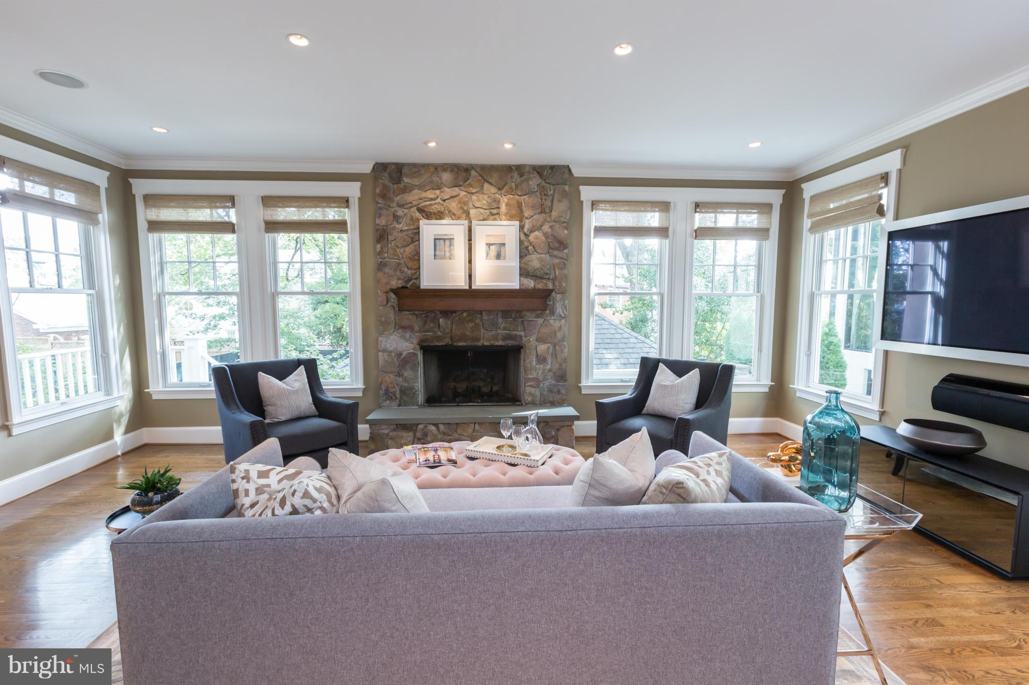 2711 36th Street Northwest Washington, DC 20007 - Photo 7 of 30 Family Room