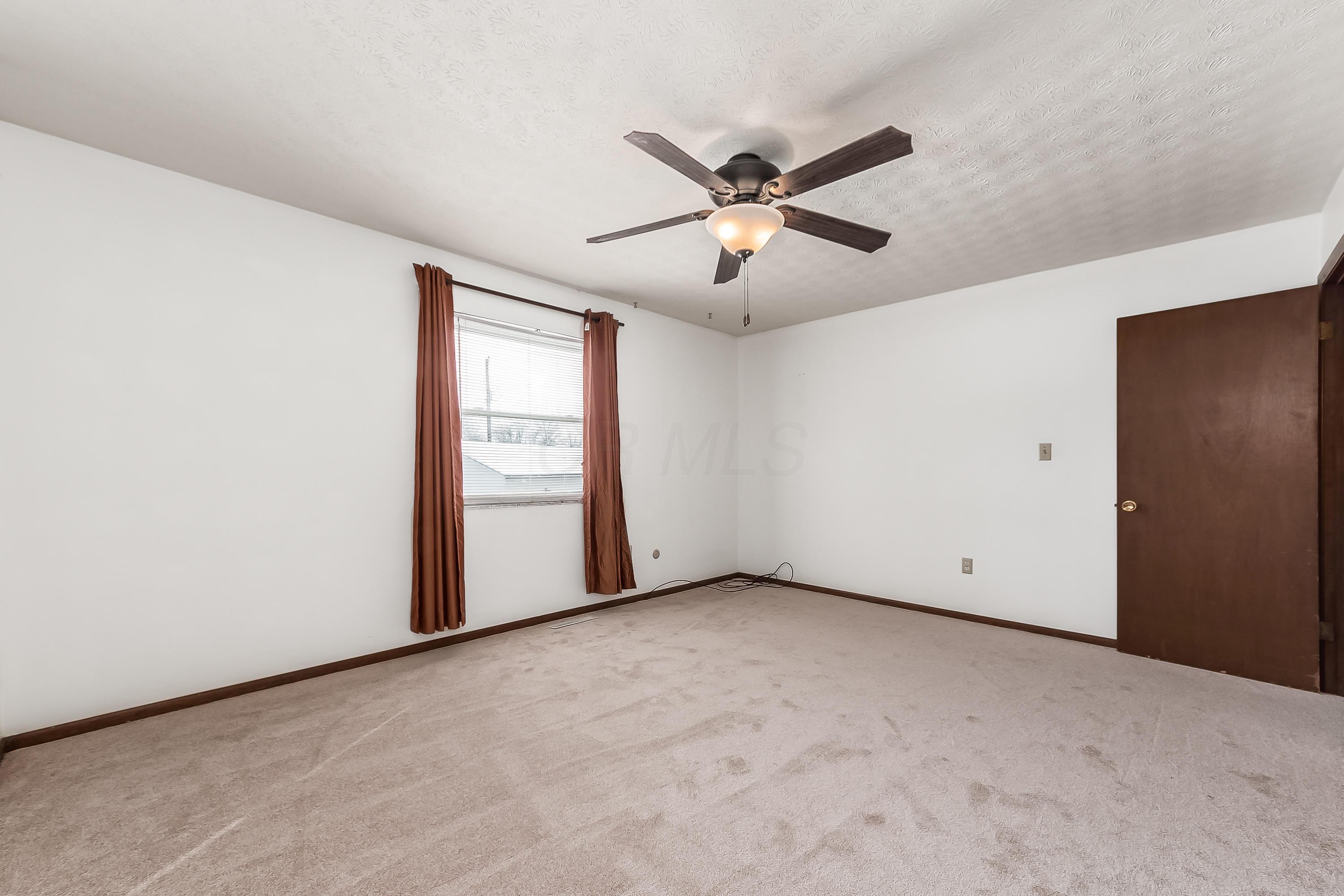 330 Rivers End Road Columbus, OH 43230 - Photo 14 of 25 Gallery Image 14