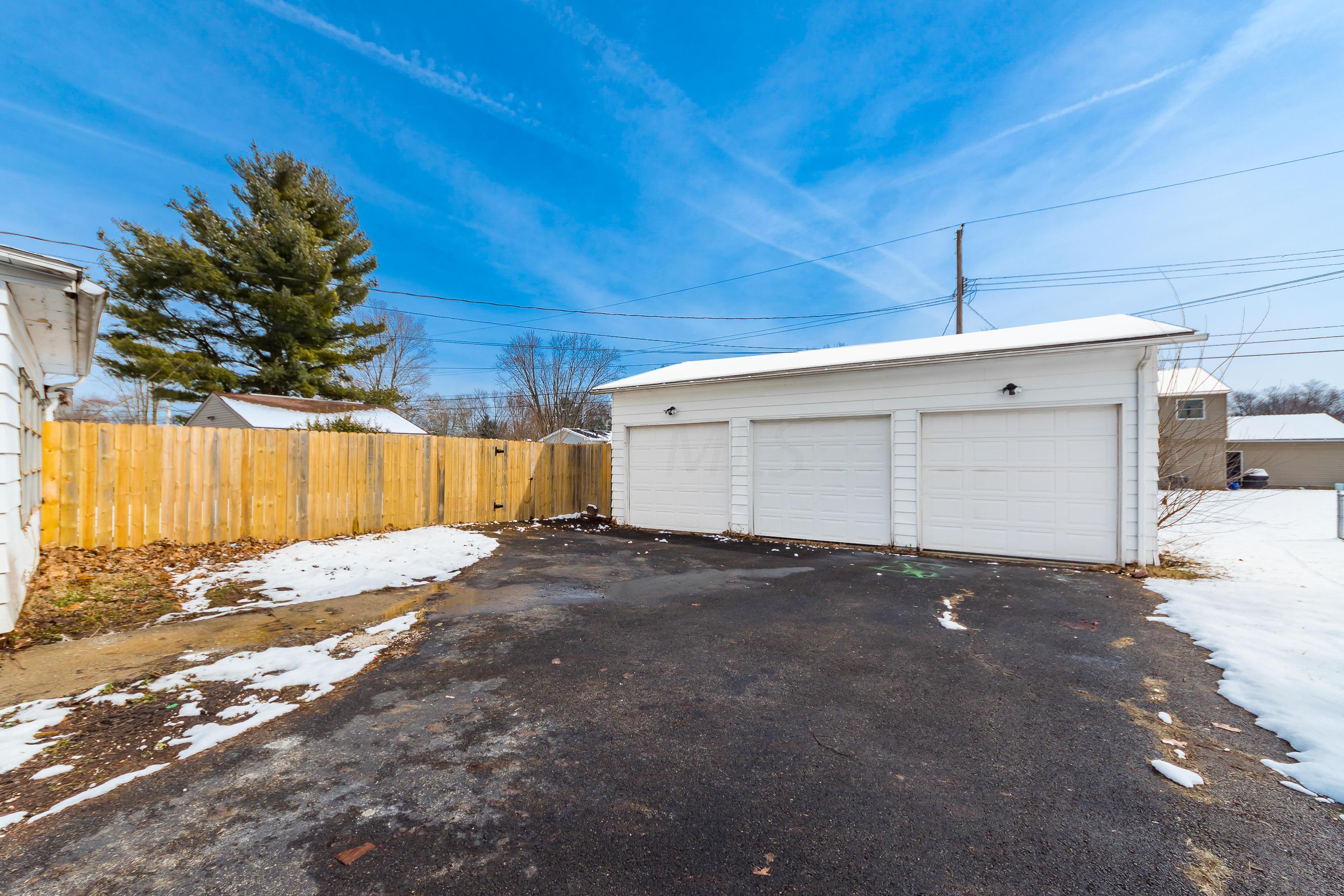 330 Rivers End Road Columbus, OH 43230 - Photo 21 of 25 Gallery Image 21