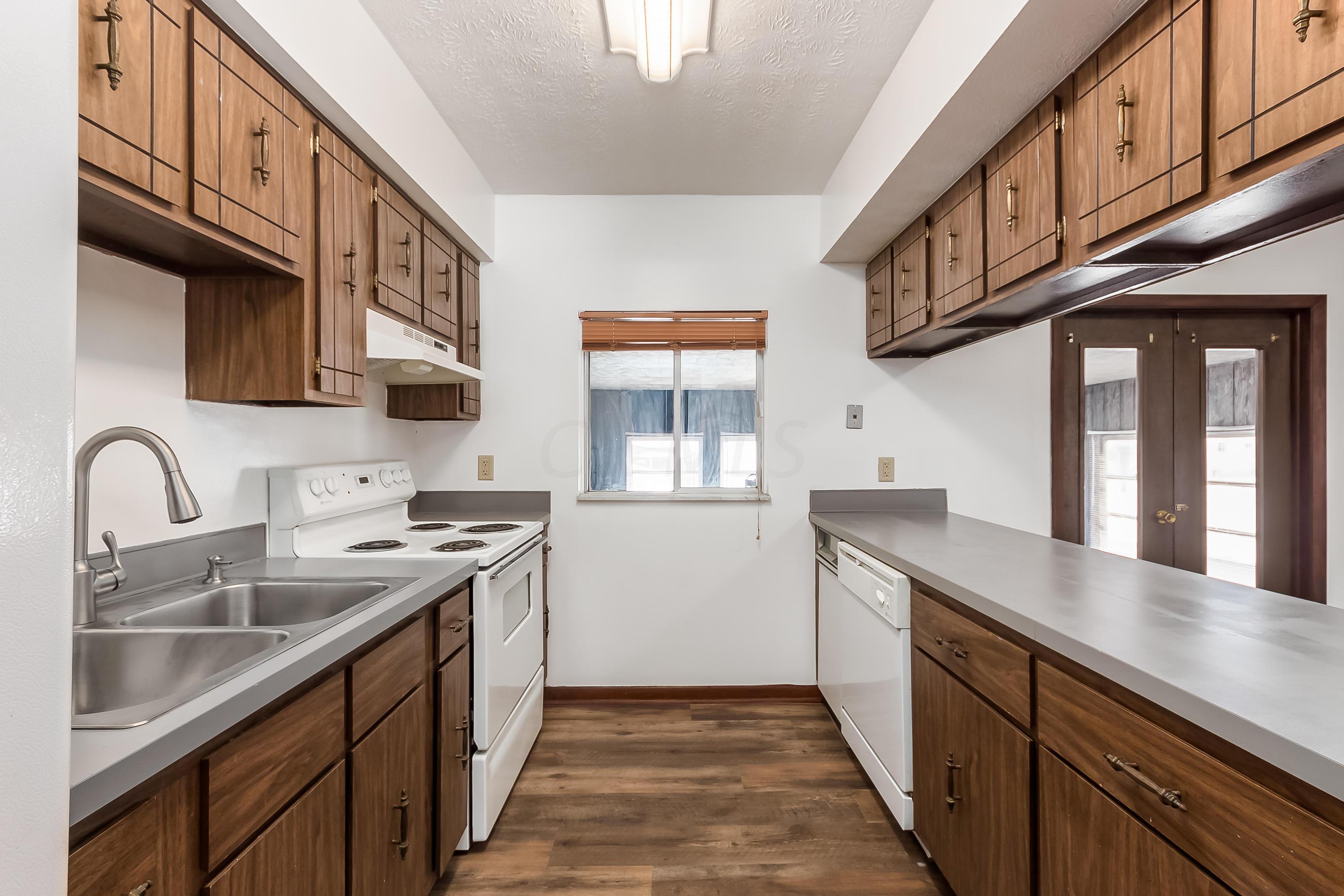 330 Rivers End Road Columbus, OH 43230 - Photo 8 of 25 Gallery Image 8