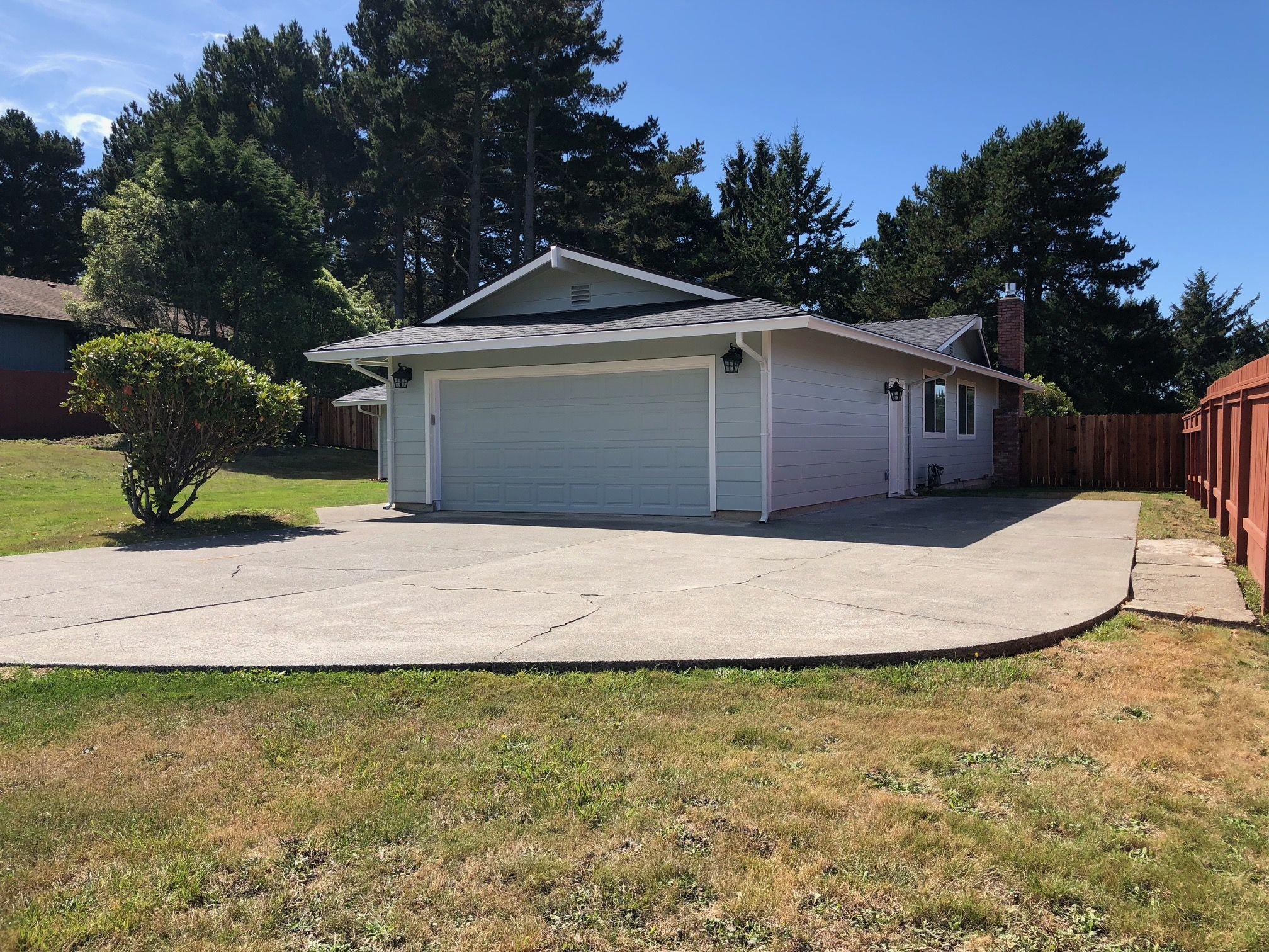 7084 Humboldt Hill Road Eureka, CA 95503 - Photo 2 of 34