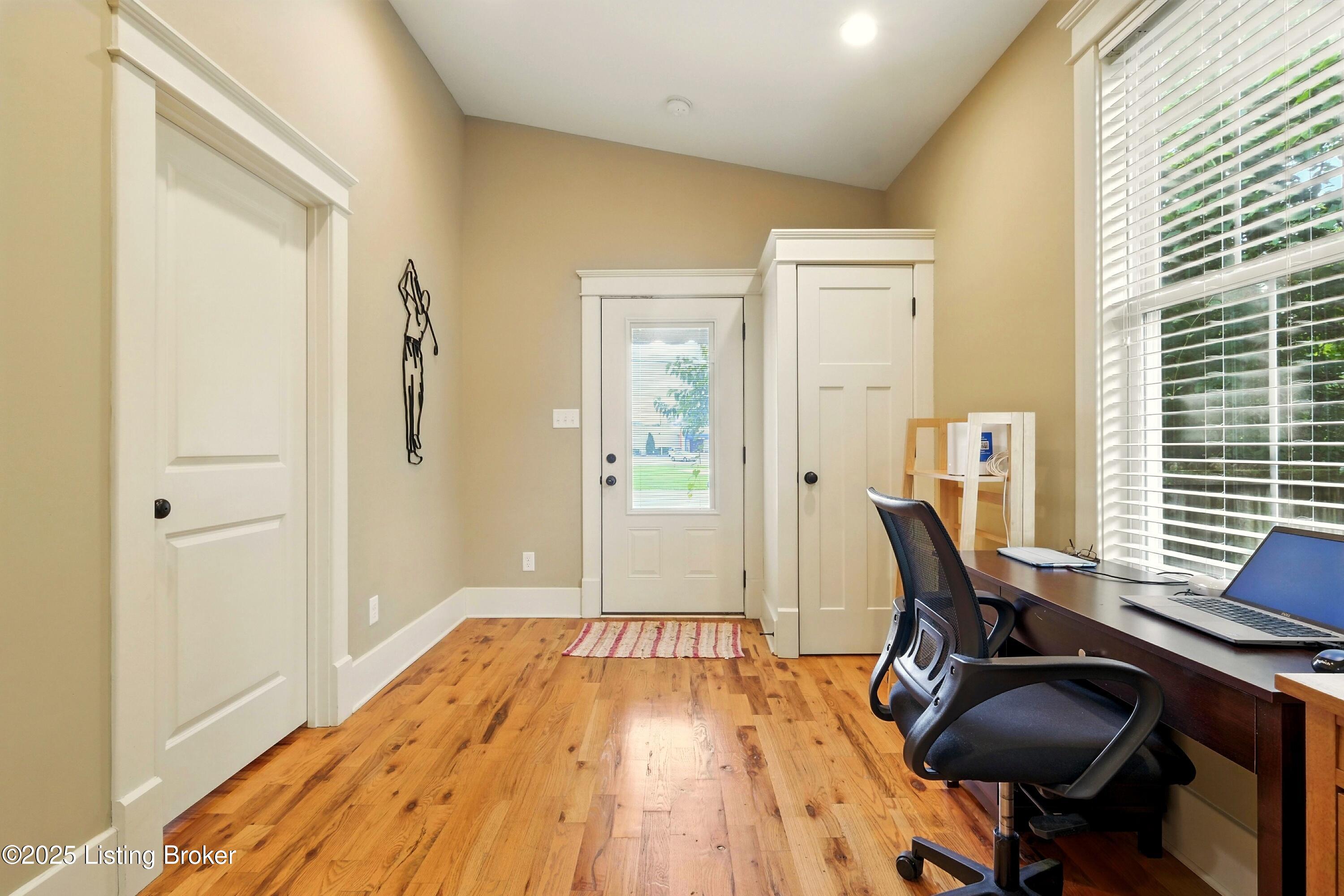 108evergreen_louisvillerealestatemedia_0