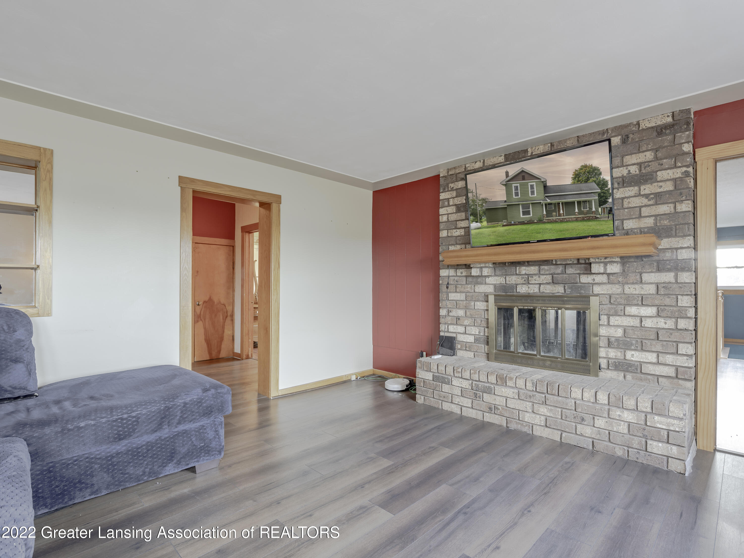 6521 West Howe Road Dewitt, MI 48820 - Photo 5 of 50 6521_Howe_Rd_040-HDR-Edit