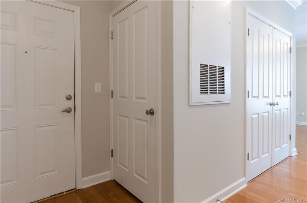 4154 Walker Road Charlotte, NC 28211 - Photo 28 of 37 a view of a bathroom with a sink