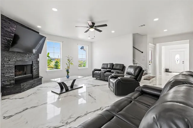 $810,000 | 233 Private Road 7786, Wills Point, TX 75169