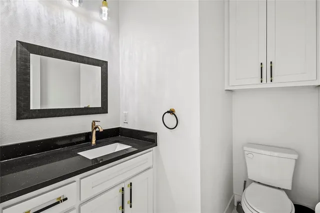 $810,000 | 233 Private Road 7786, Wills Point, TX 75169