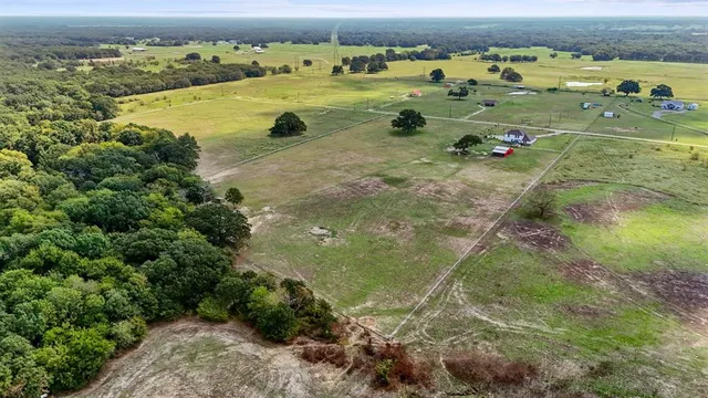 $810,000 | 233 Private Road 7786, Wills Point, TX 75169