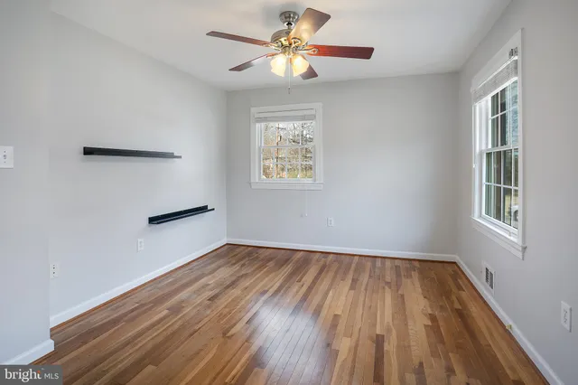 $4,100 | 8300 Midwood Street, Alexandria, VA 22308