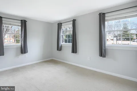 $3,950 | 8300 Midwood Street, Alexandria, VA 22308