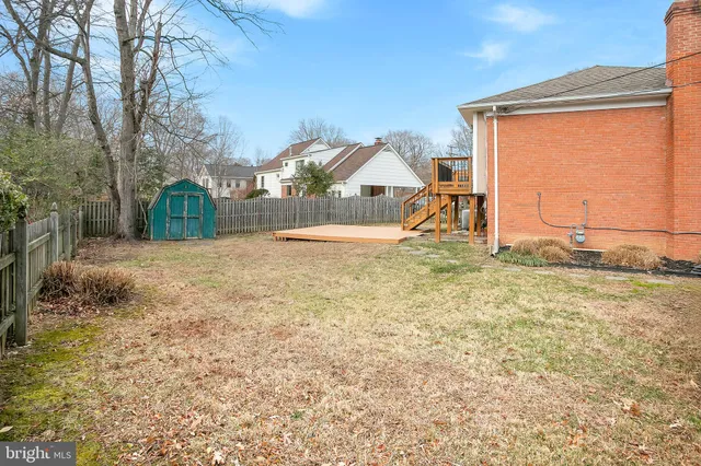 $4,100 | 8300 Midwood Street, Alexandria, VA 22308