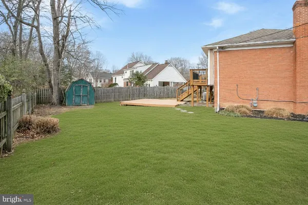 $3,950 | 8300 Midwood Street, Alexandria, VA 22308