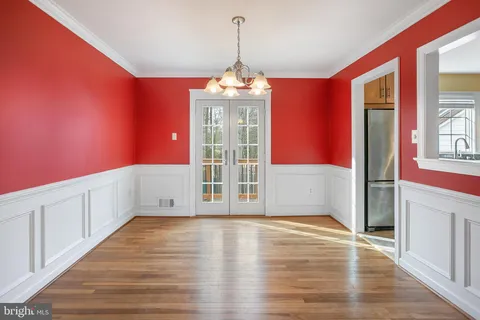 $4,100 | 8300 Midwood Street, Alexandria, VA 22308