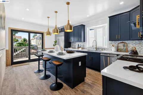 $1,295,000 | 552 Haight Avenue, Alameda, CA 94501