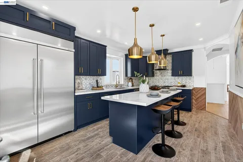 $1,295,000 | 552 Haight Avenue, Alameda, CA 94501