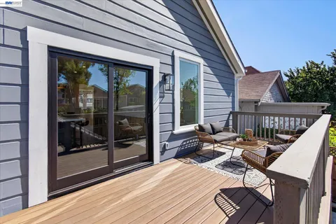 $1,295,000 | 552 Haight Avenue, Alameda, CA 94501