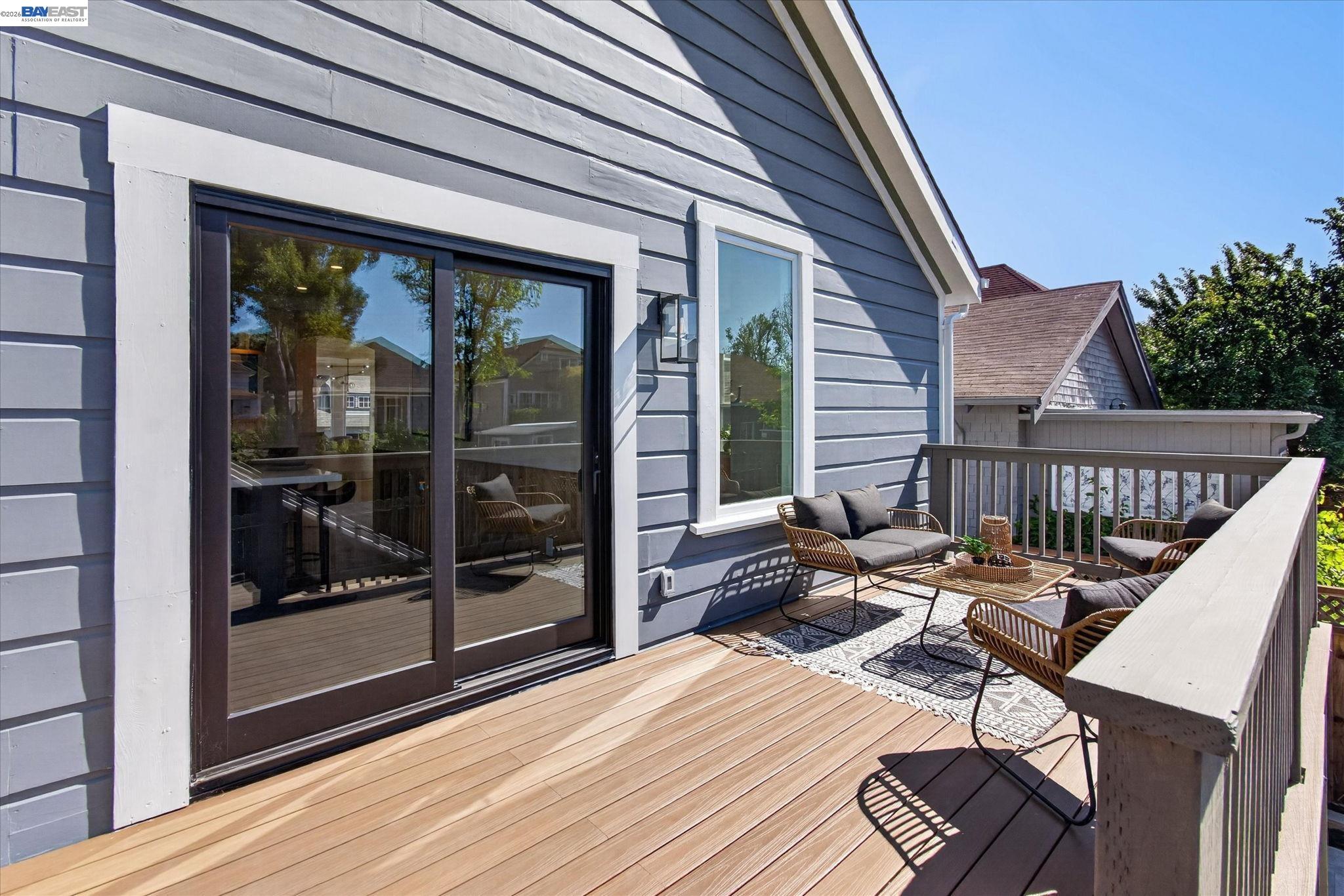 552 Haight Avenue Alameda, CA 94501 - Photo 19 of 43 a balcony view with a seating space