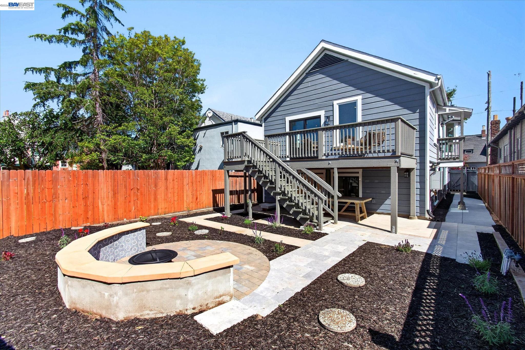 552 Haight Avenue Alameda, CA 94501 - Photo 40 of 43 a view of house with swimming pool outdoor seating