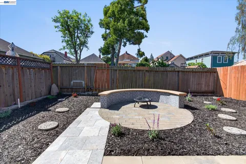 $1,295,000 | 552 Haight Avenue, Alameda, CA 94501