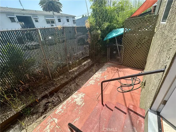 $2,850 | 1760 1/2 North Las Palmas Avenue, Los Angeles, CA 90028