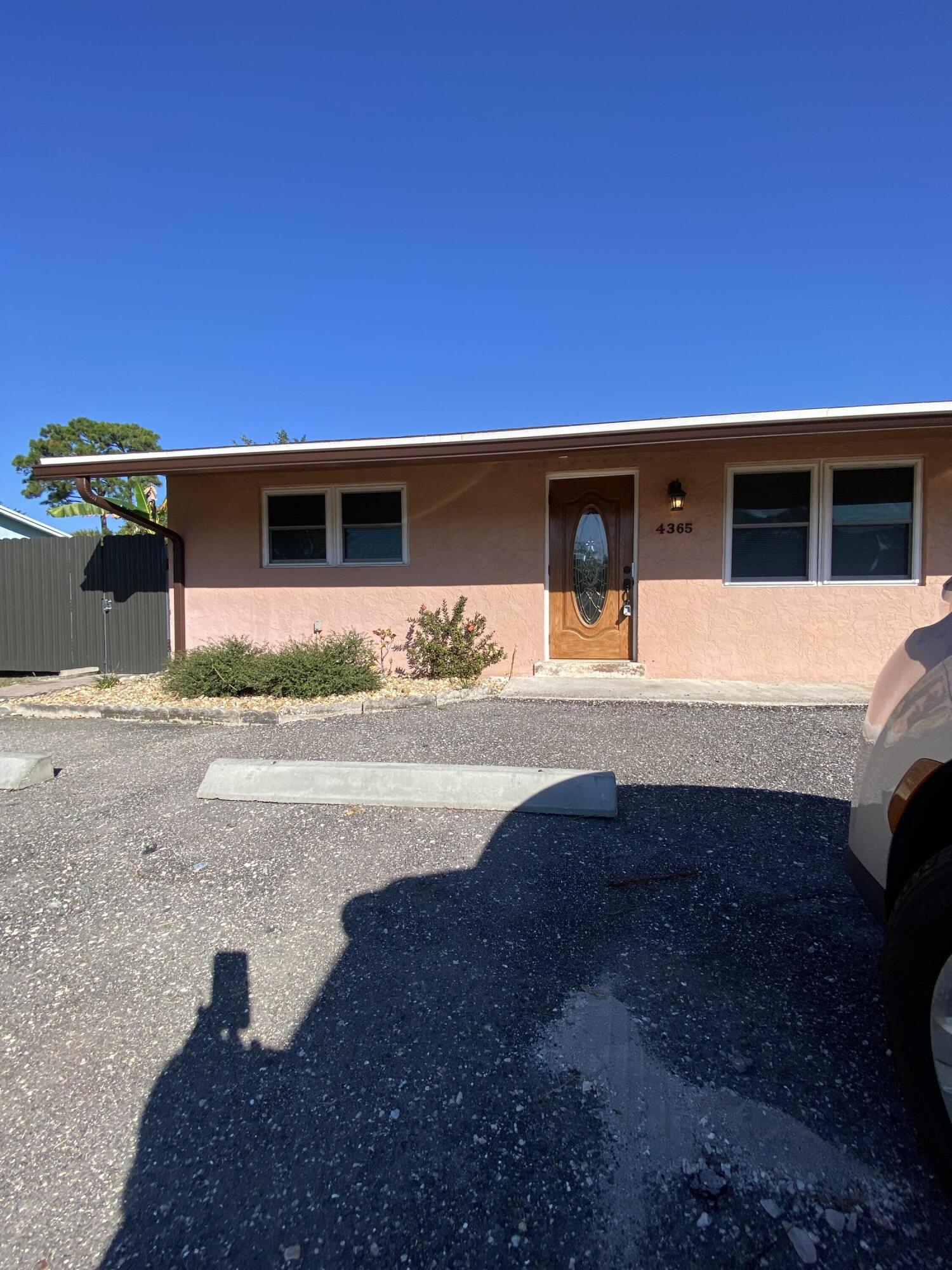 4365 Edward Road West Palm Beach, FL 33406 - Photo 8 of 8 IMG_4710