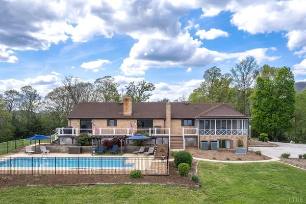 $1,100,000 | 355 Dyson Road, Amherst, VA 24521