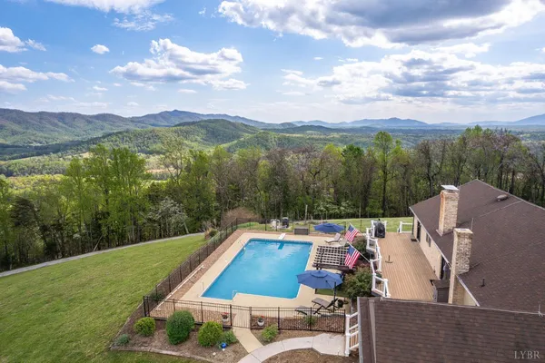 $1,100,000 | 355 Dyson Road, Amherst, VA 24521