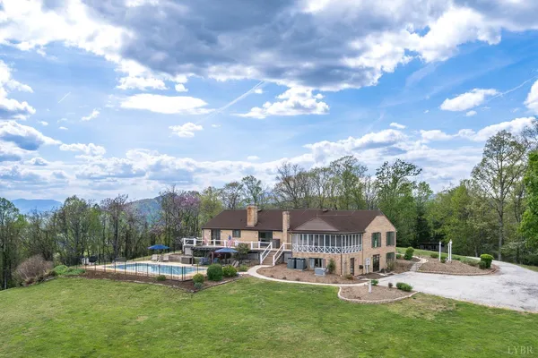 $1,100,000 | 355 Dyson Road, Amherst, VA 24521