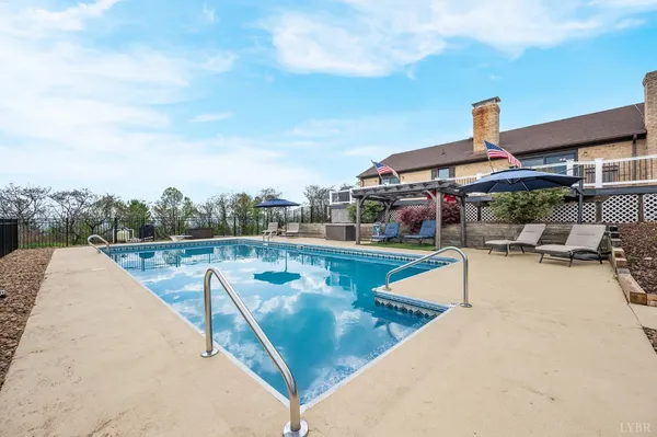 $1,100,000 | 355 Dyson Road, Amherst, VA 24521