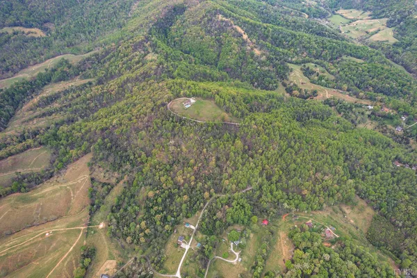 $1,100,000 | 355 Dyson Road, Amherst, VA 24521