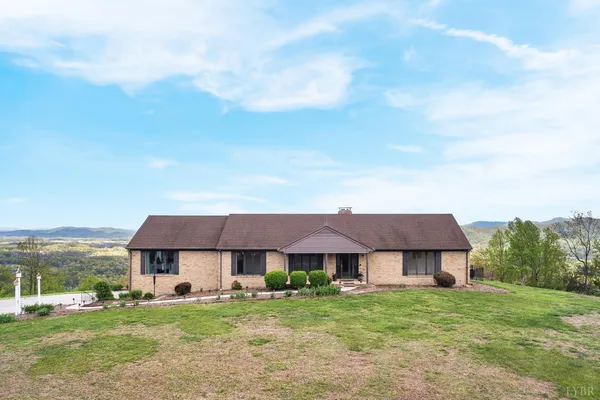 $1,100,000 | 355 Dyson Road, Amherst, VA 24521