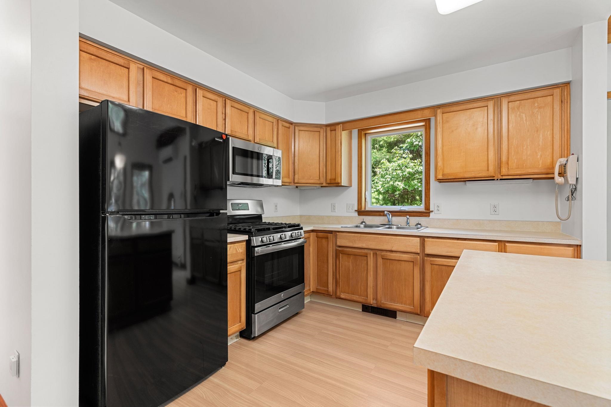 33 Mountainview Road Temple, NH 03084 - Photo 6 of 48 Gallery Image 6
