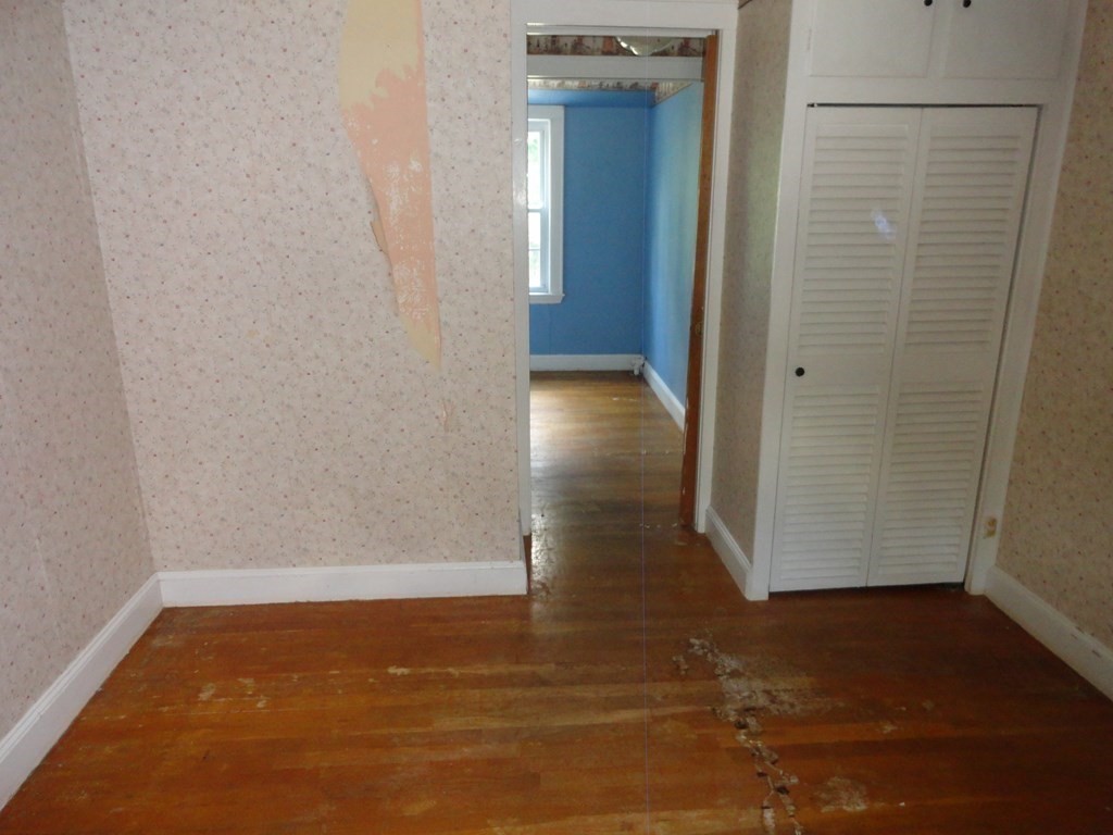 327 Main Street Townsend, MA 01469 - Photo 22 of 27