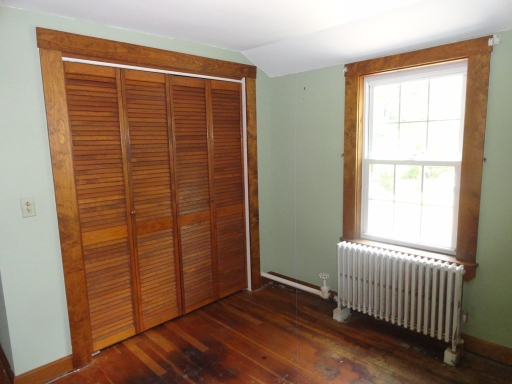 327 Main Street Townsend, MA 01469 - Photo 25 of 27