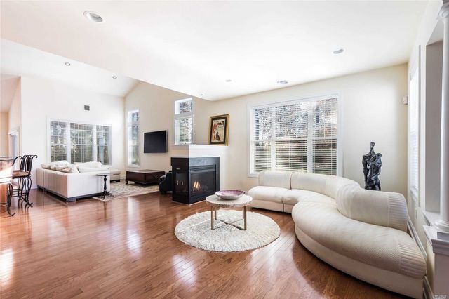 $755,000 | 28 Concerto Court, Eastport, NY 11941