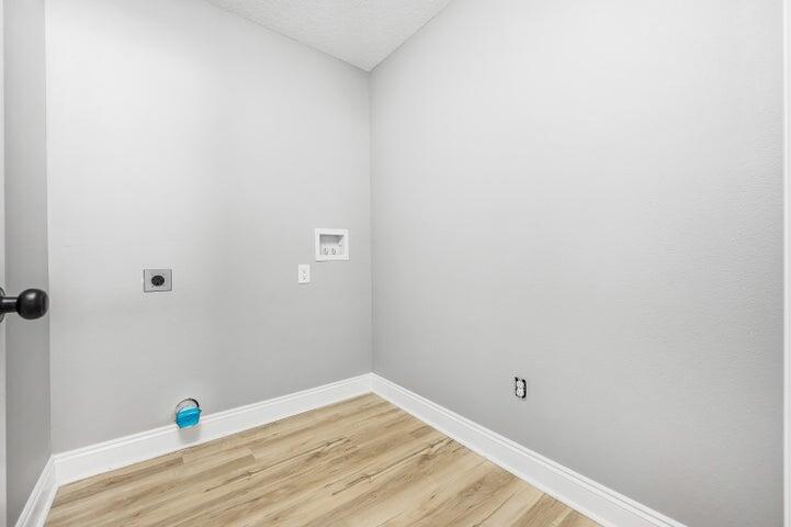 5428 Bayleaf Drive Crestview, FL 32539 - Photo 11 of 23 a room